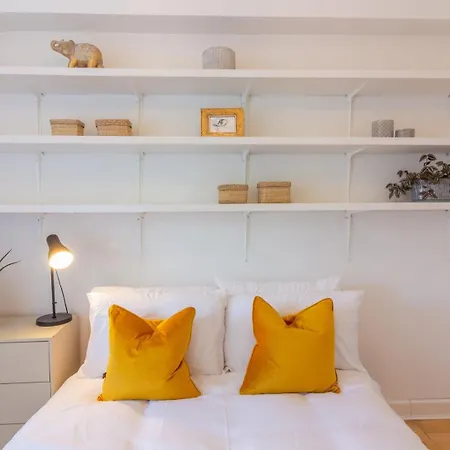 דירה Guestready - Lively Near Castle *