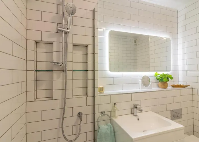 Guestready - Lively Near Castle דירה