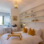 Guestready - Lively Near Castle アパート *