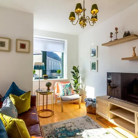 Guestready - Lively Near Castle * 더블린